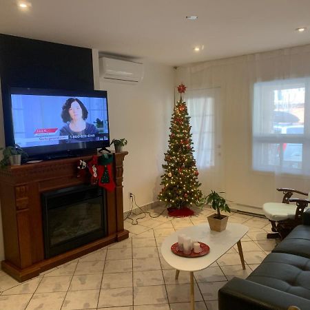 Hotel And Suites Les Laurentides Saint-Sauveur Exterior foto