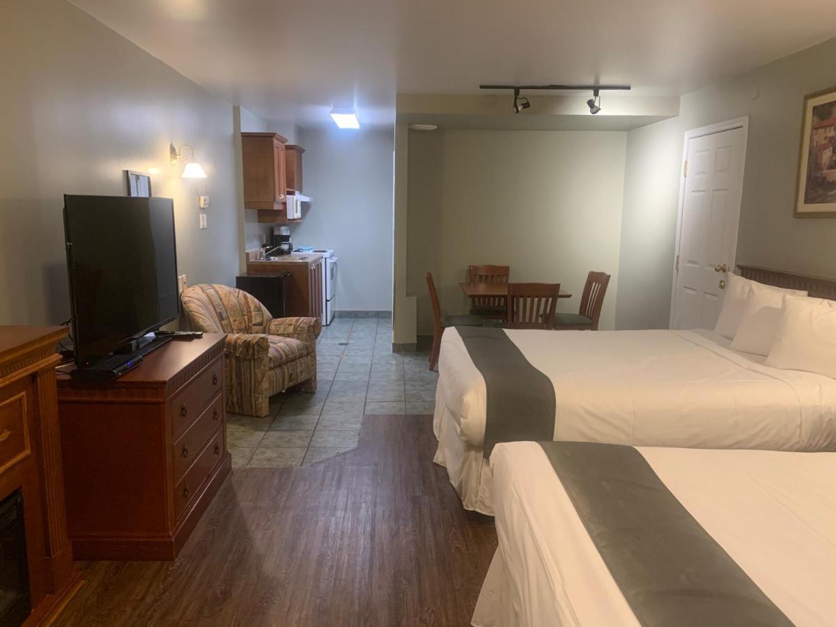 Hotel And Suites Les Laurentides Saint-Sauveur Exterior foto
